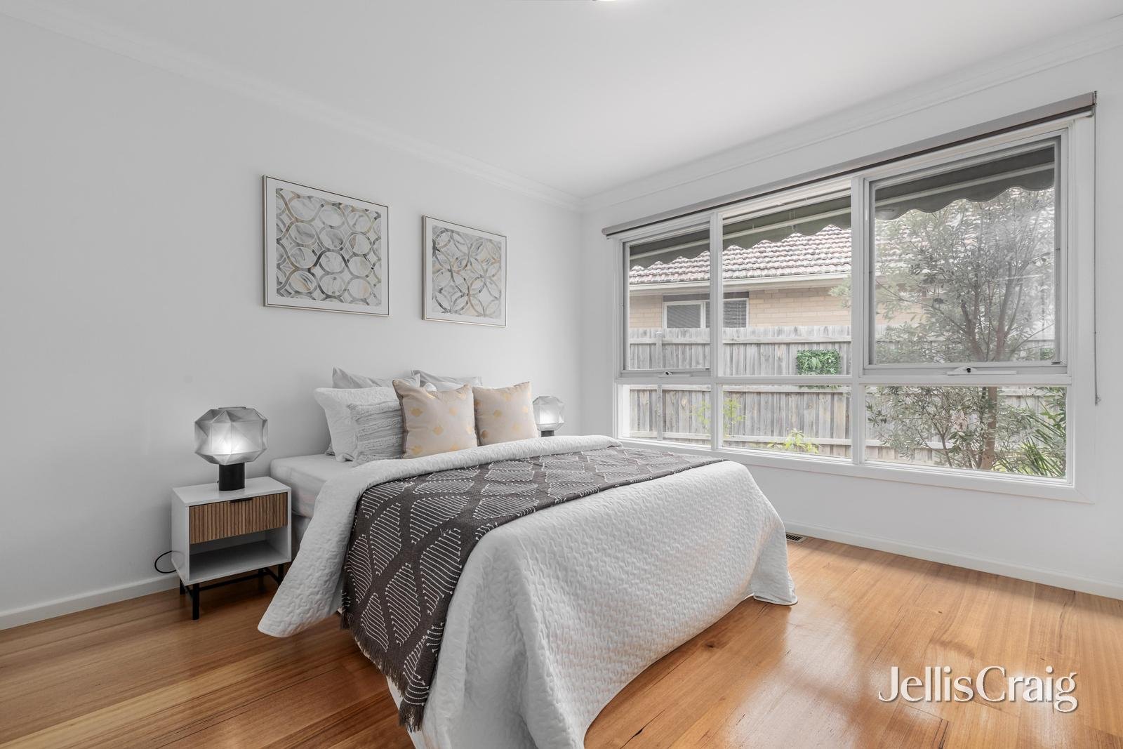 11 Kemp Avenue, Mount Waverley image 7