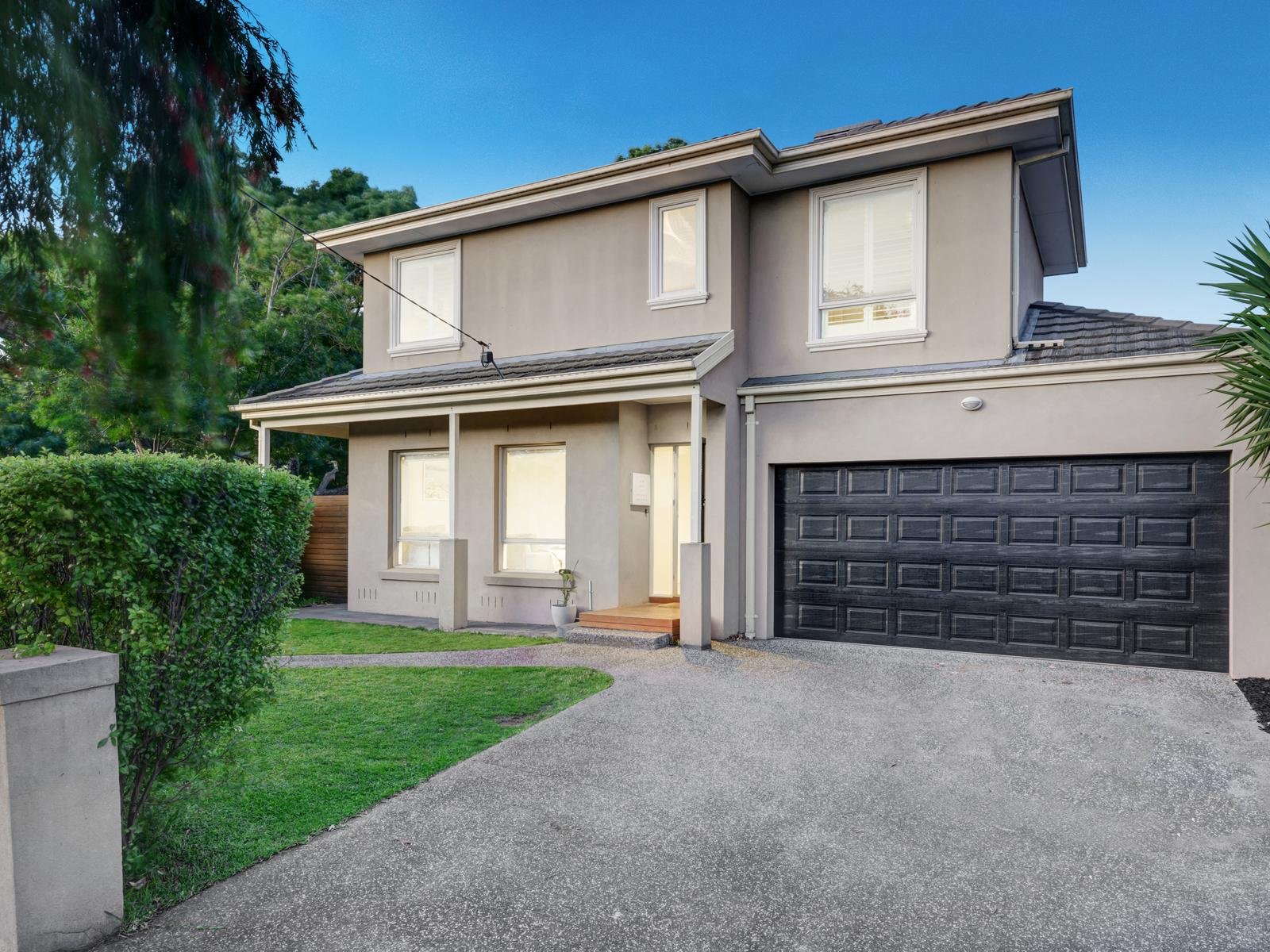 1/1 Kershaw Street, Bentleigh East image 1