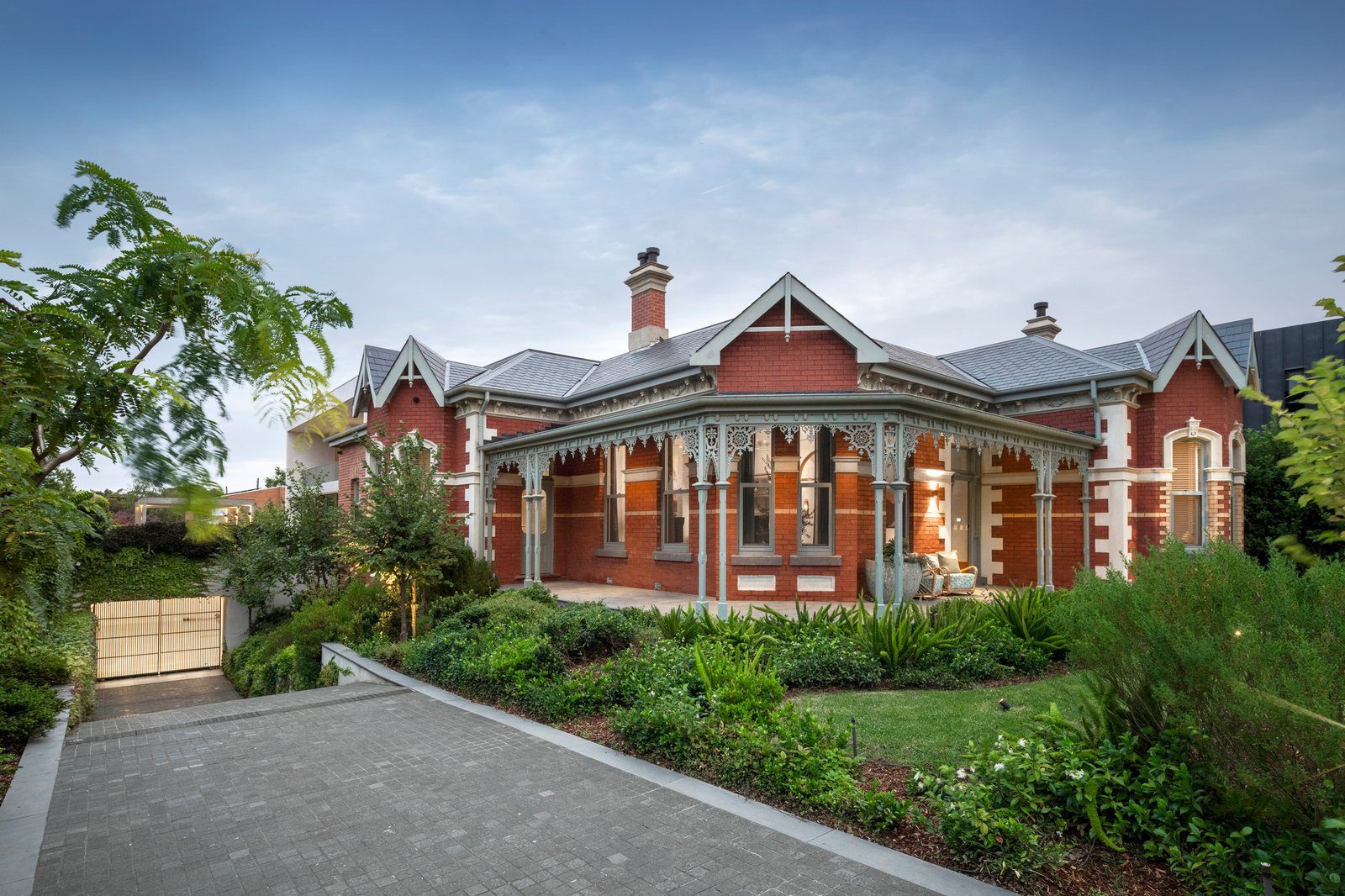 11 Kooyongkoot Road