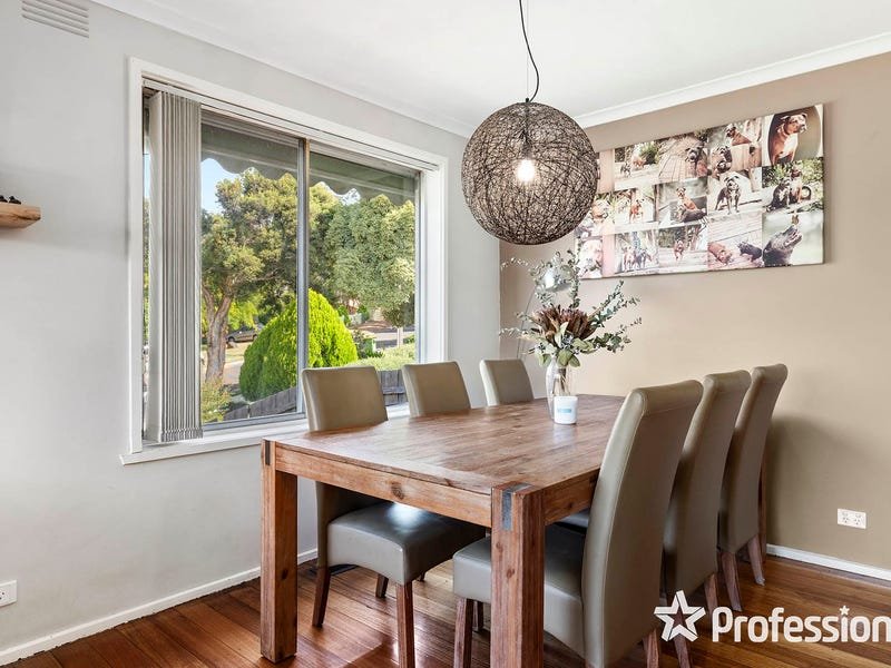 11 Lansell Road, Mooroolbark image 4