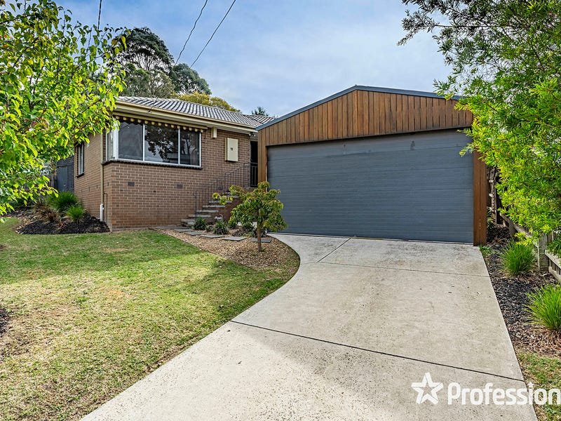 11 Lansell Road, Mooroolbark image 15