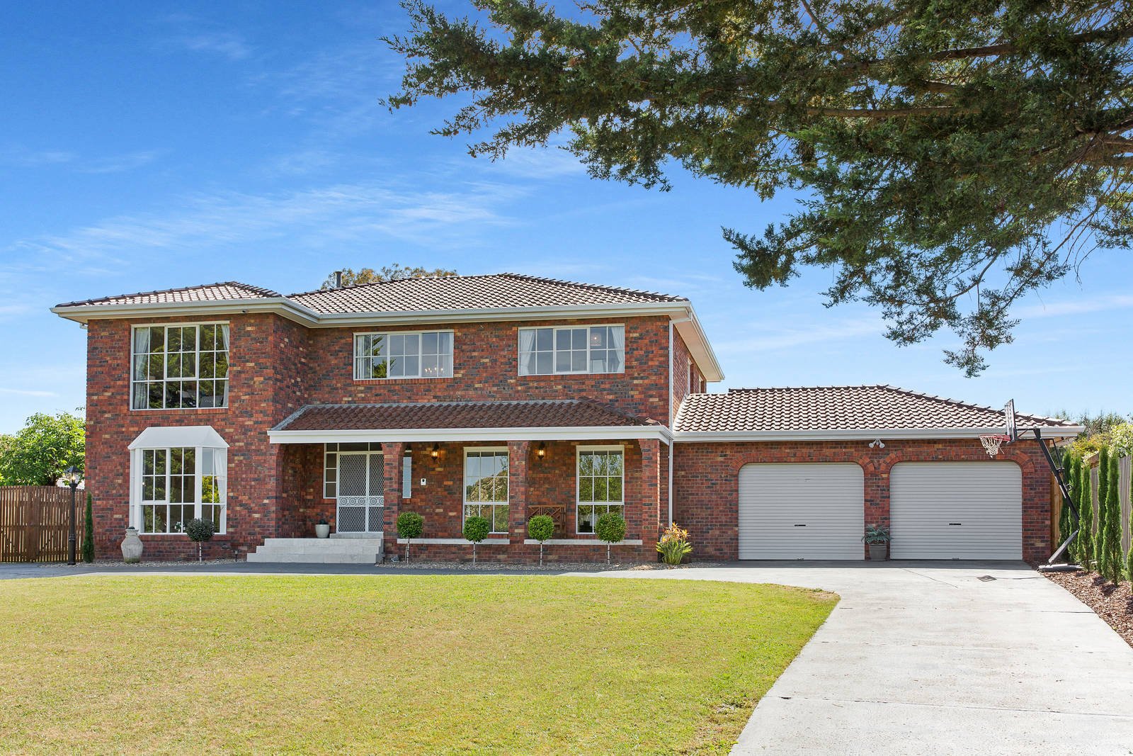 Property Gallery Thumbnail 3