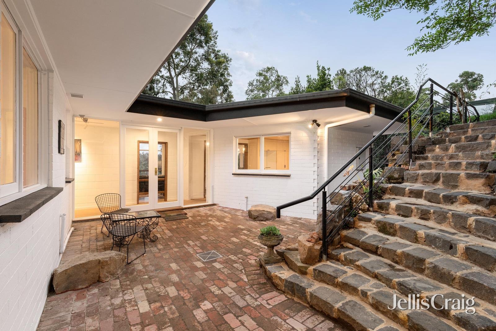 11 Lavender Park Road, Eltham image 2
