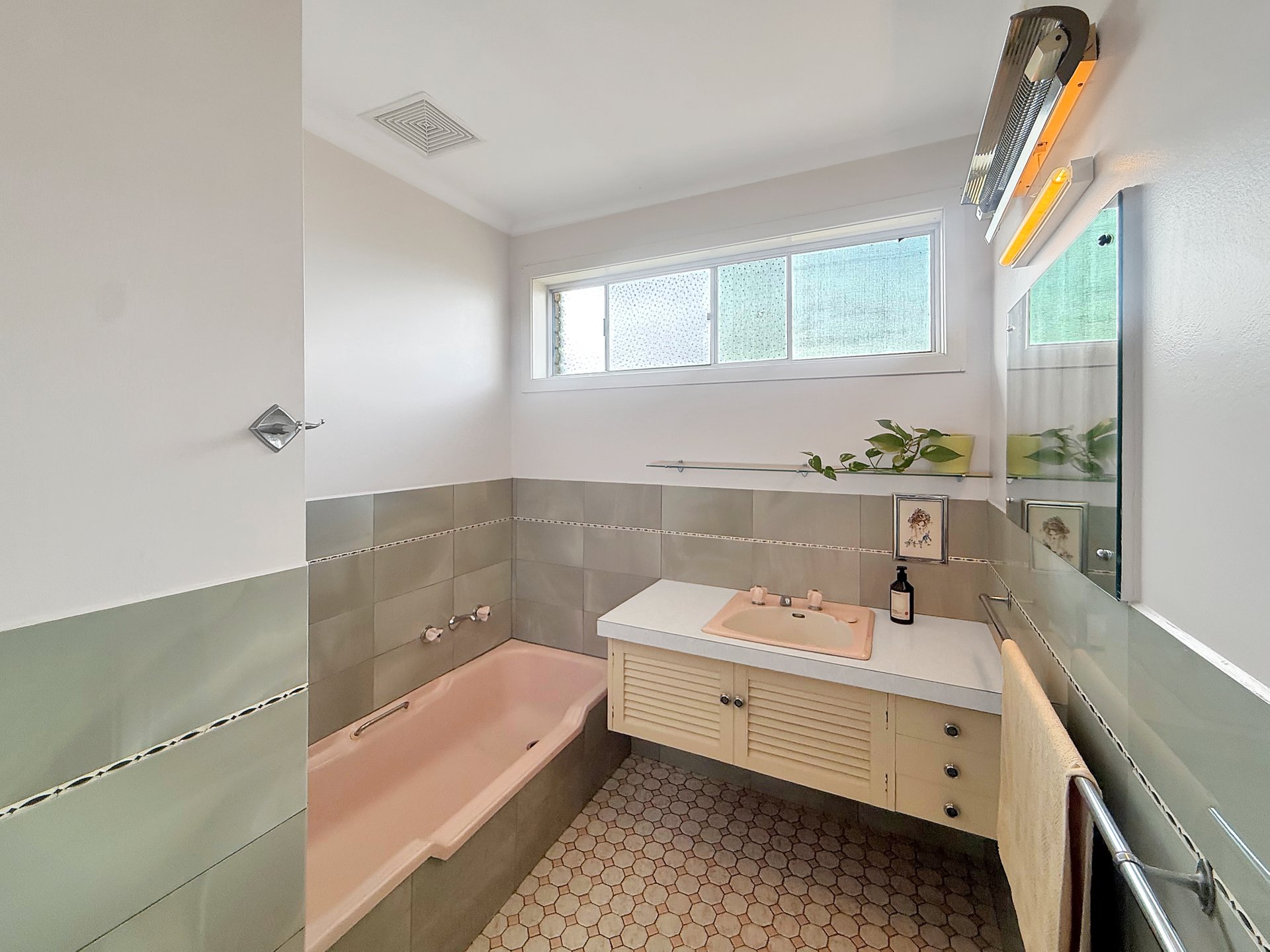 11 Lichen Grove, Highton image 5