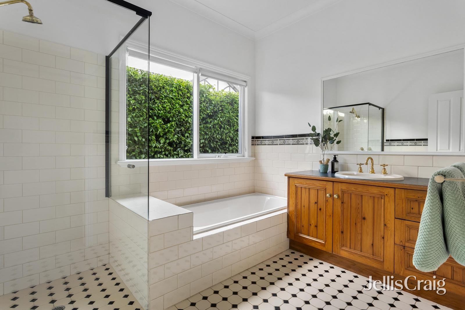 11 Lilian Court, Diamond Creek image 11