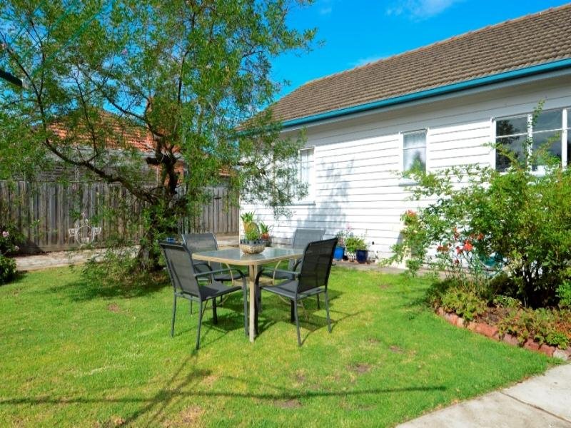 11 Little Avenue, Hamlyn Heights image 9