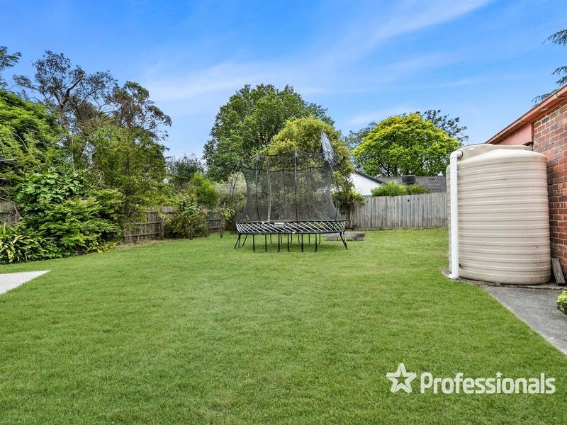 11 Loch Street, Kilsyth image 12