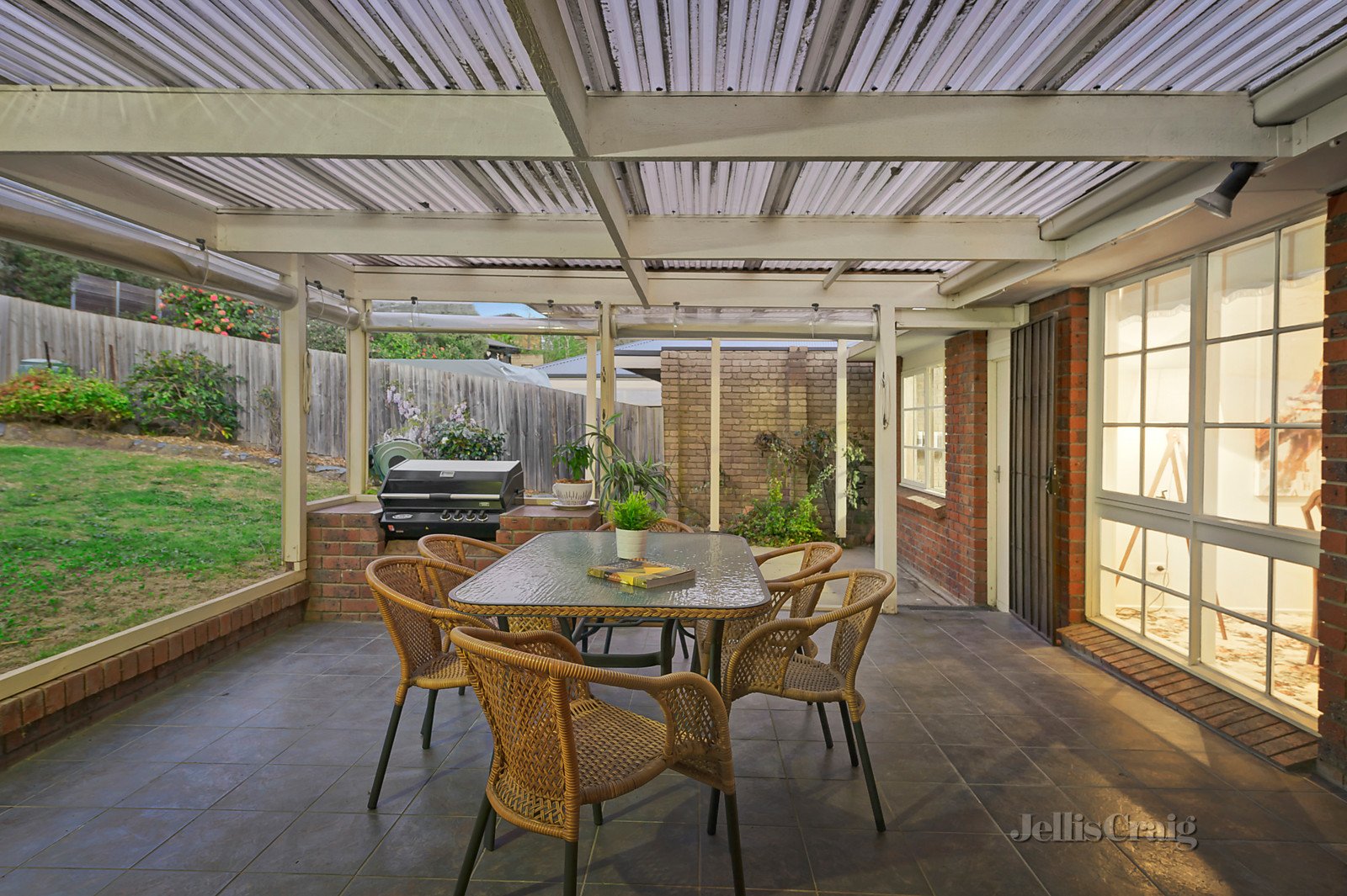 11 Lowan Avenue, Yallambie image 6