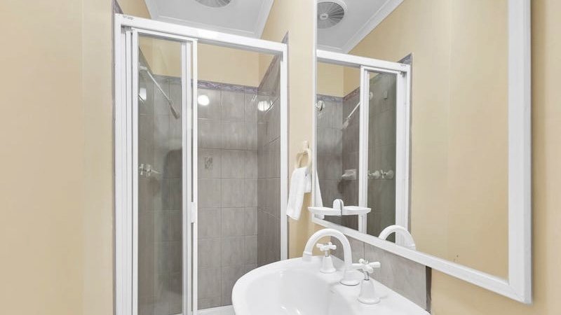 11 Lucerne Street, Mount&nbsp;Waverley image 11