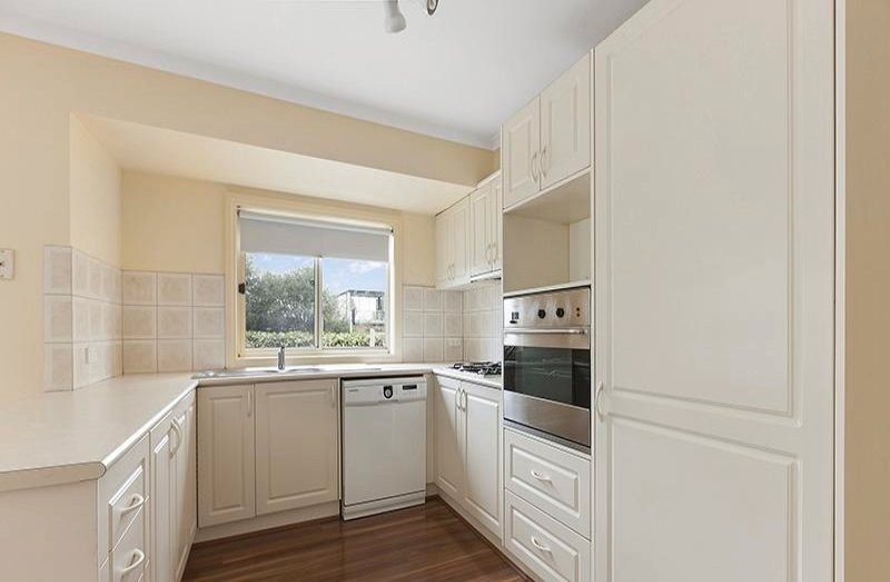 11 Lucerne Street, Mount&nbsp;Waverley image 6