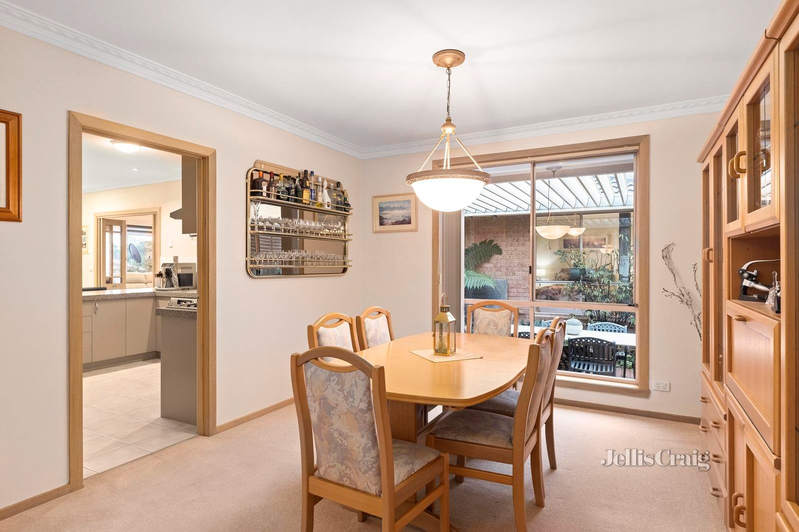 11 Lyric Court, Warranwood image 4