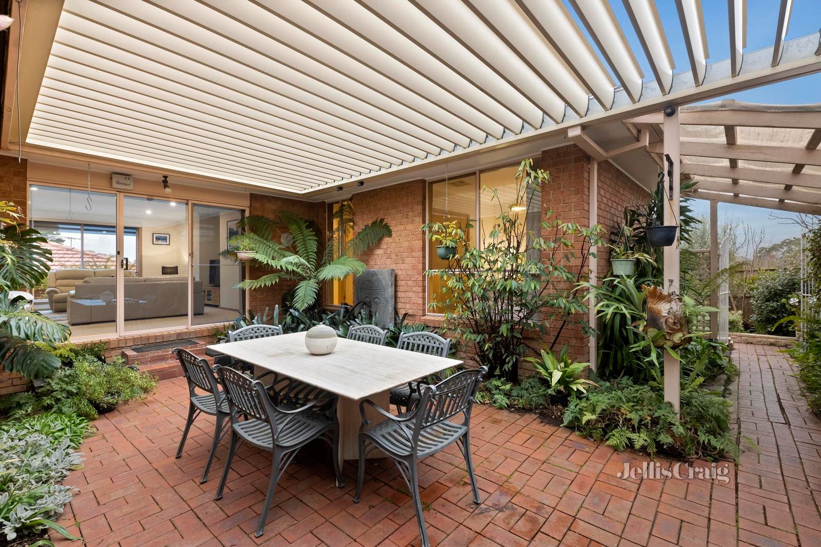 11 Lyric Court, Warranwood image 14