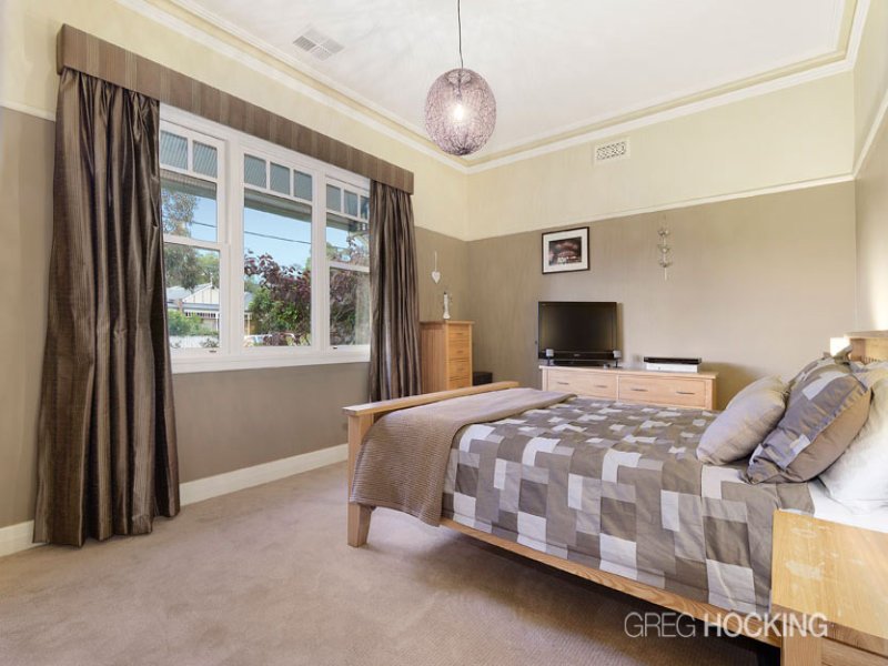 11 Maggie Street, Yarraville image 7