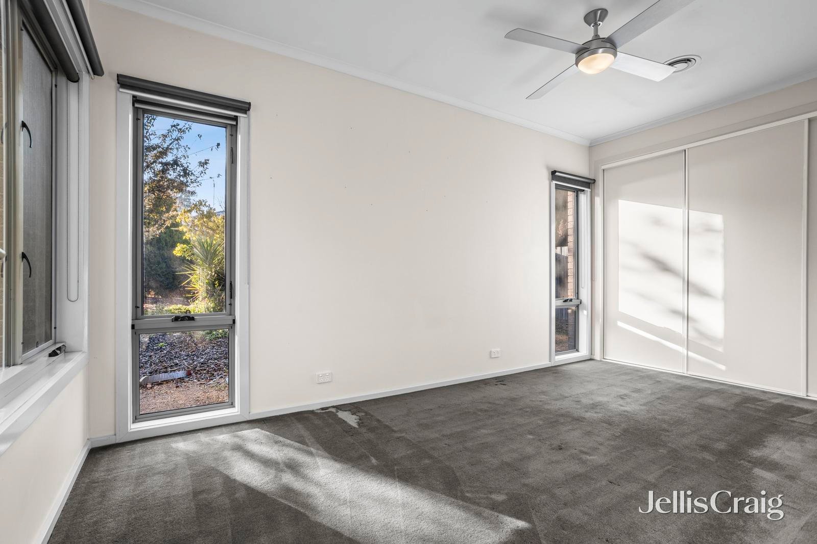 11 Main Road, Campbells Creek image 11