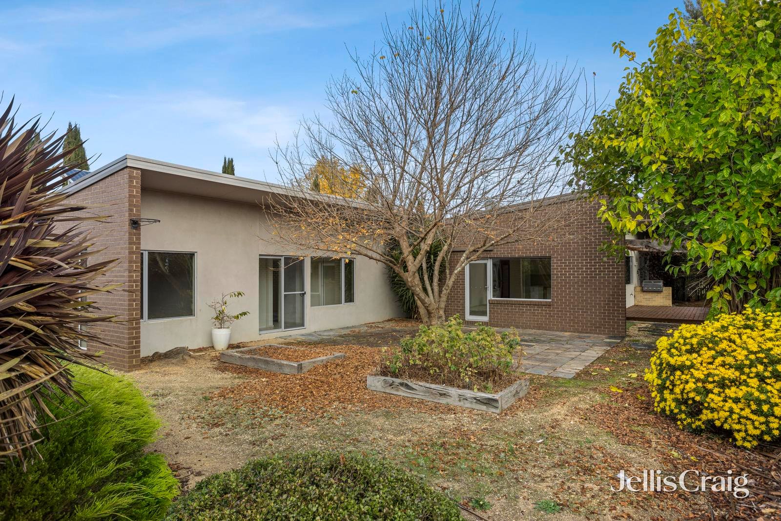 11 Main Road, Campbells Creek image 14