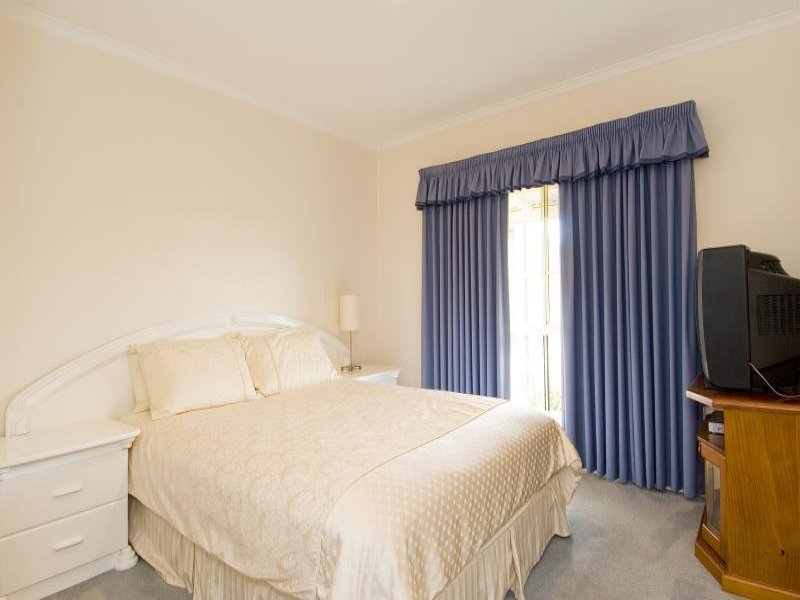 11 Malinda Crescent, Bell Park image 10