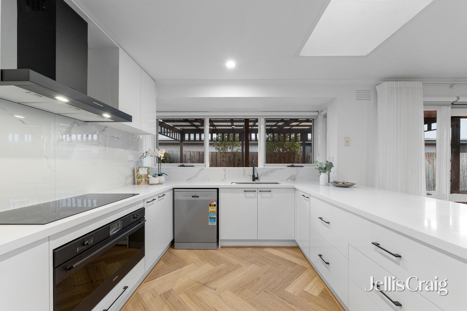 11 Marama Street, Blackburn&nbsp;South image 4