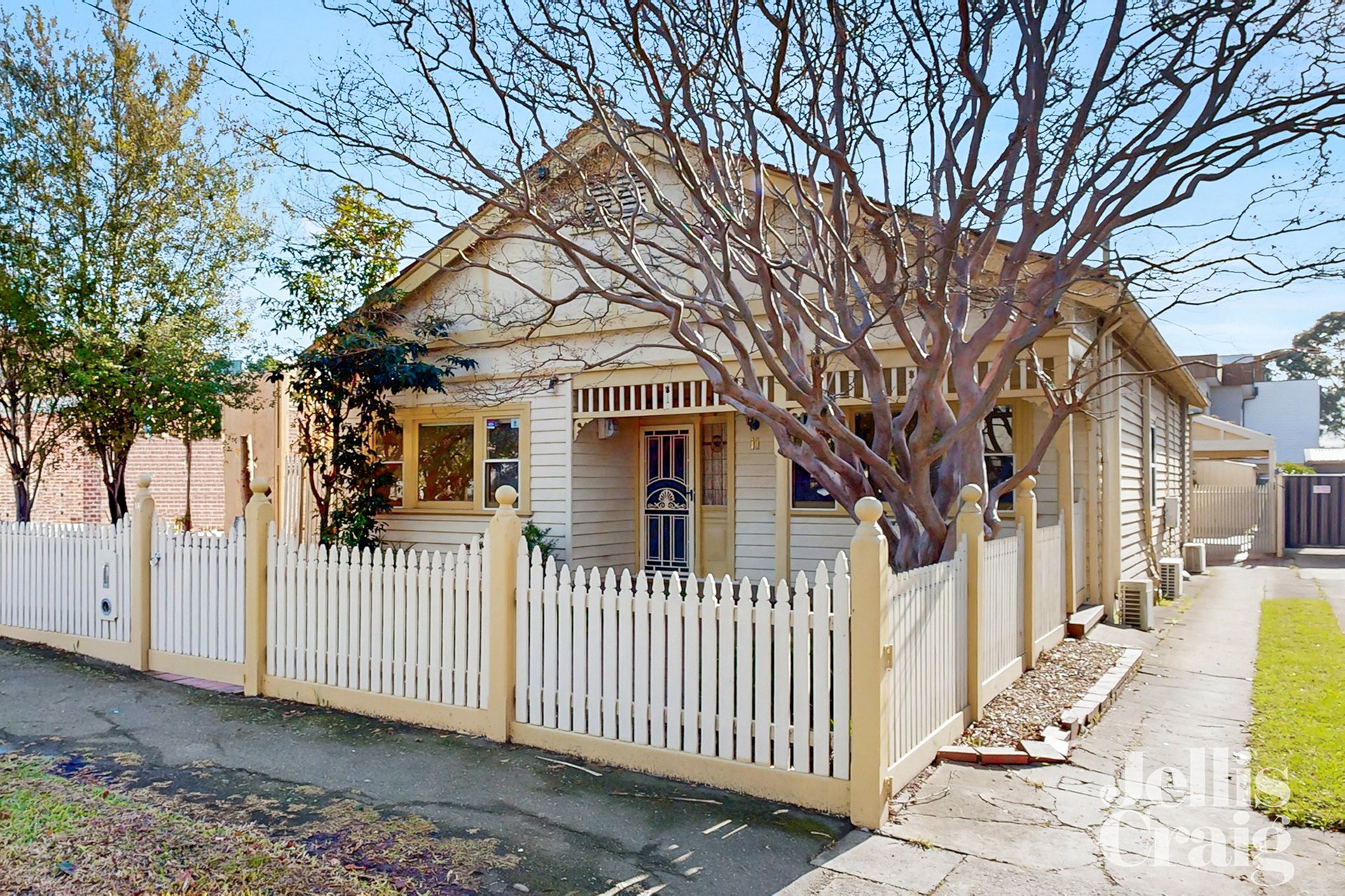 11 Marco Polo Street, Essendon image 2