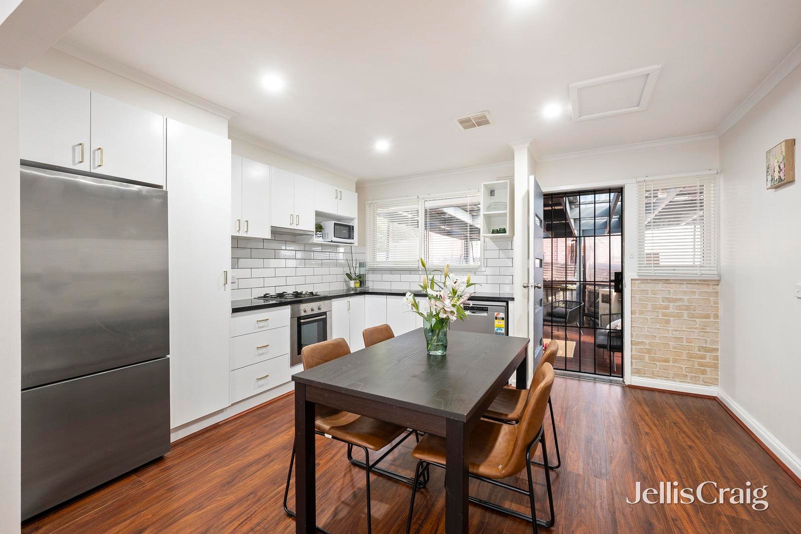 1/1 Mark Street, Mooroolbark image 4
