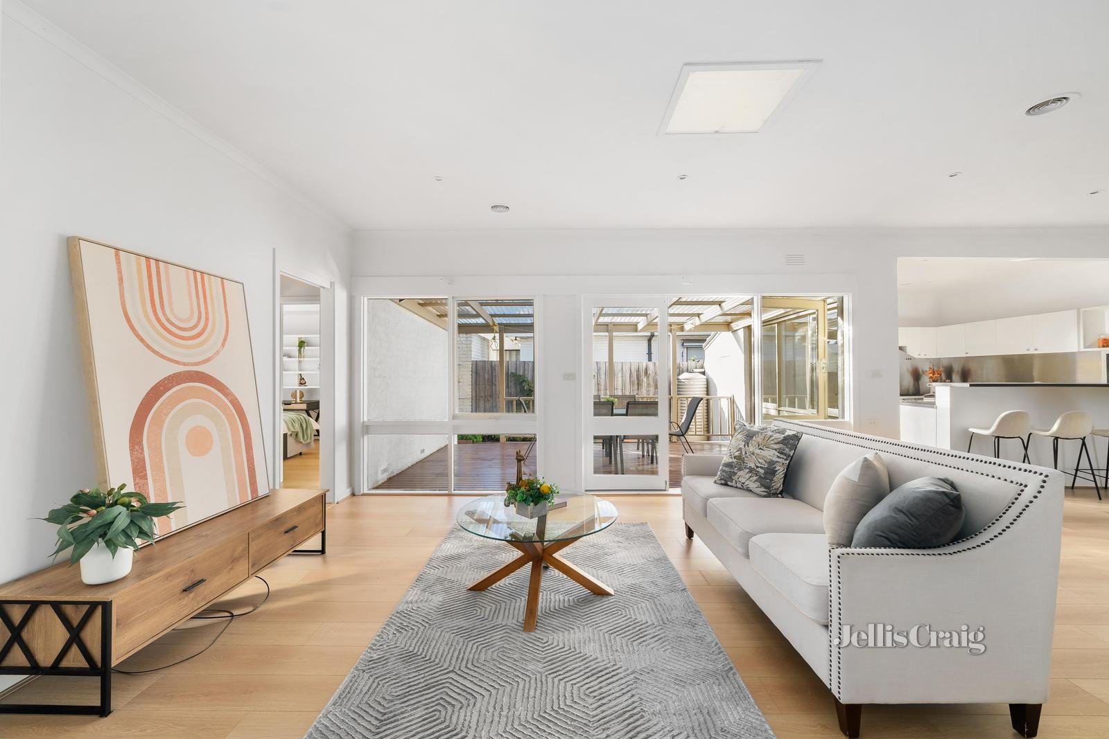 11 Mckittrick Road, Bentleigh image 2