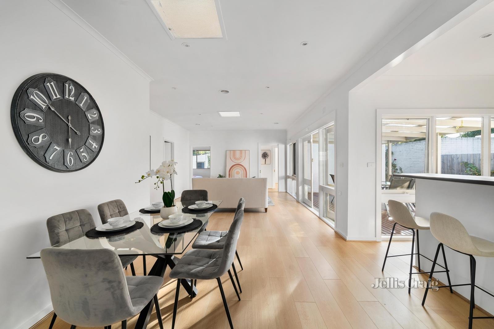 11 Mckittrick Road, Bentleigh image 5