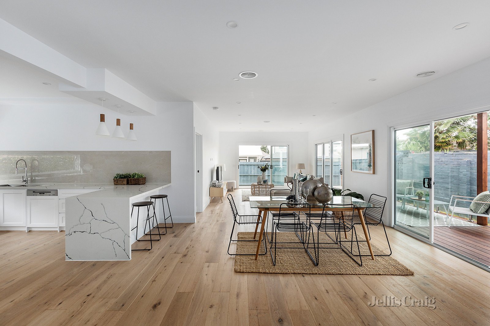 11 Mclaurin Road, Carnegie
- Print Image 1