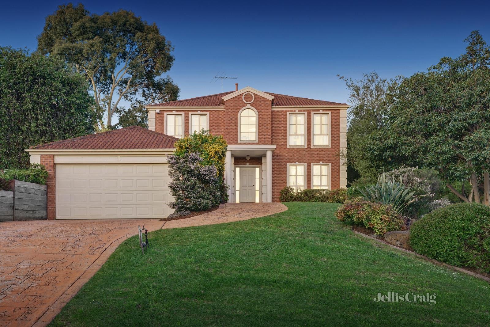 11 Meldrum Close, Doncaster East image 1