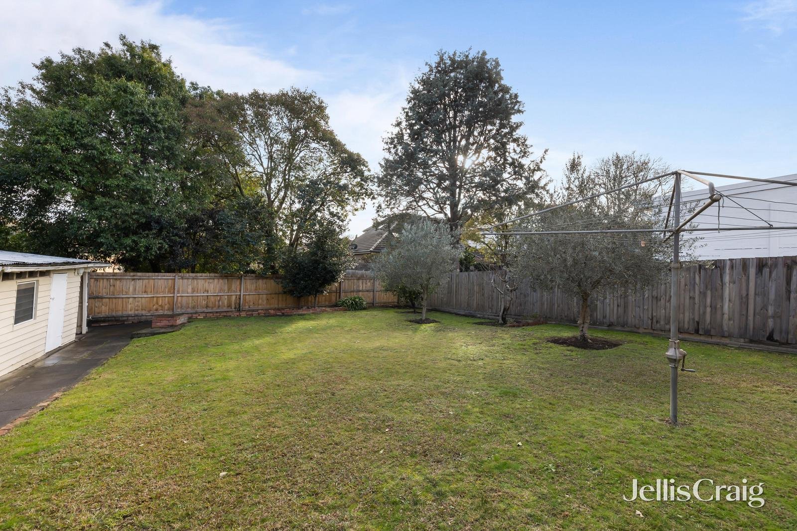 11 Merton Street, Camberwell image 9