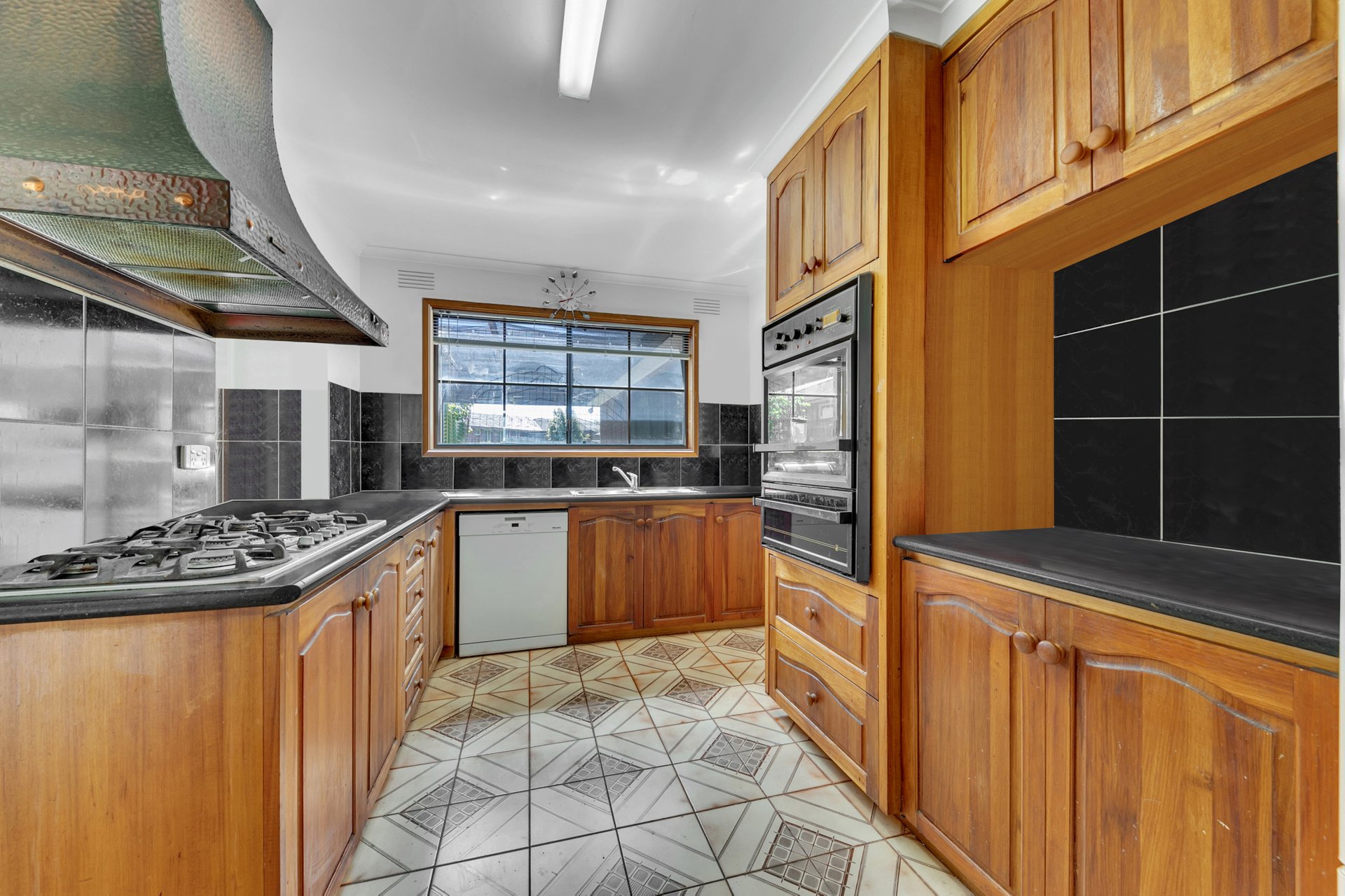 11 Milford Place, Belmont image 7