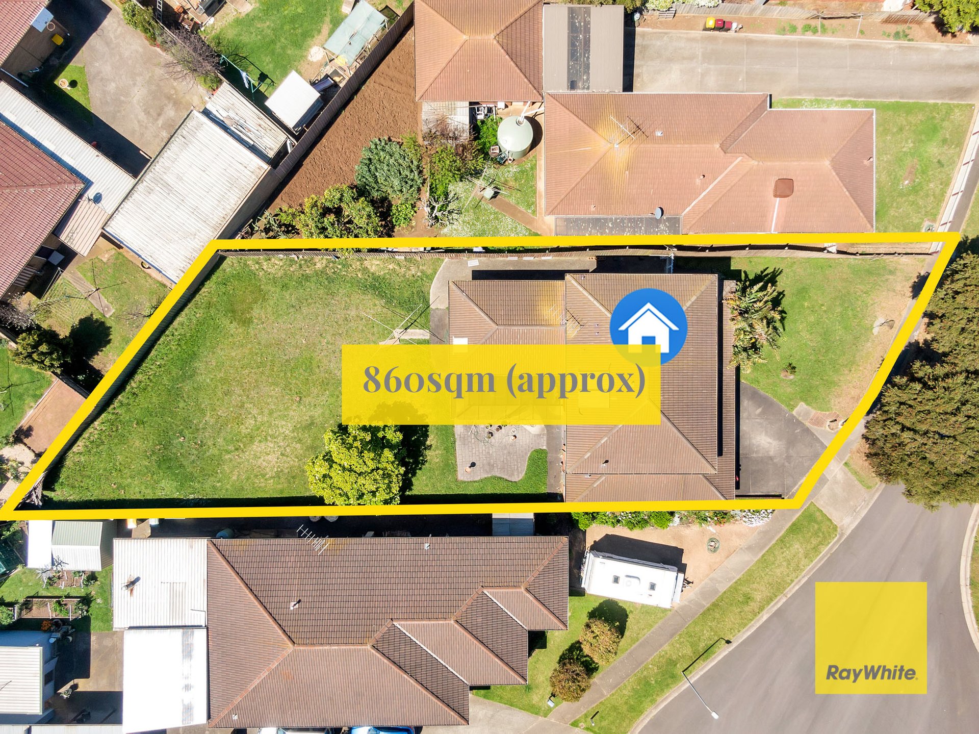 11 Milford Place, Belmont image 16