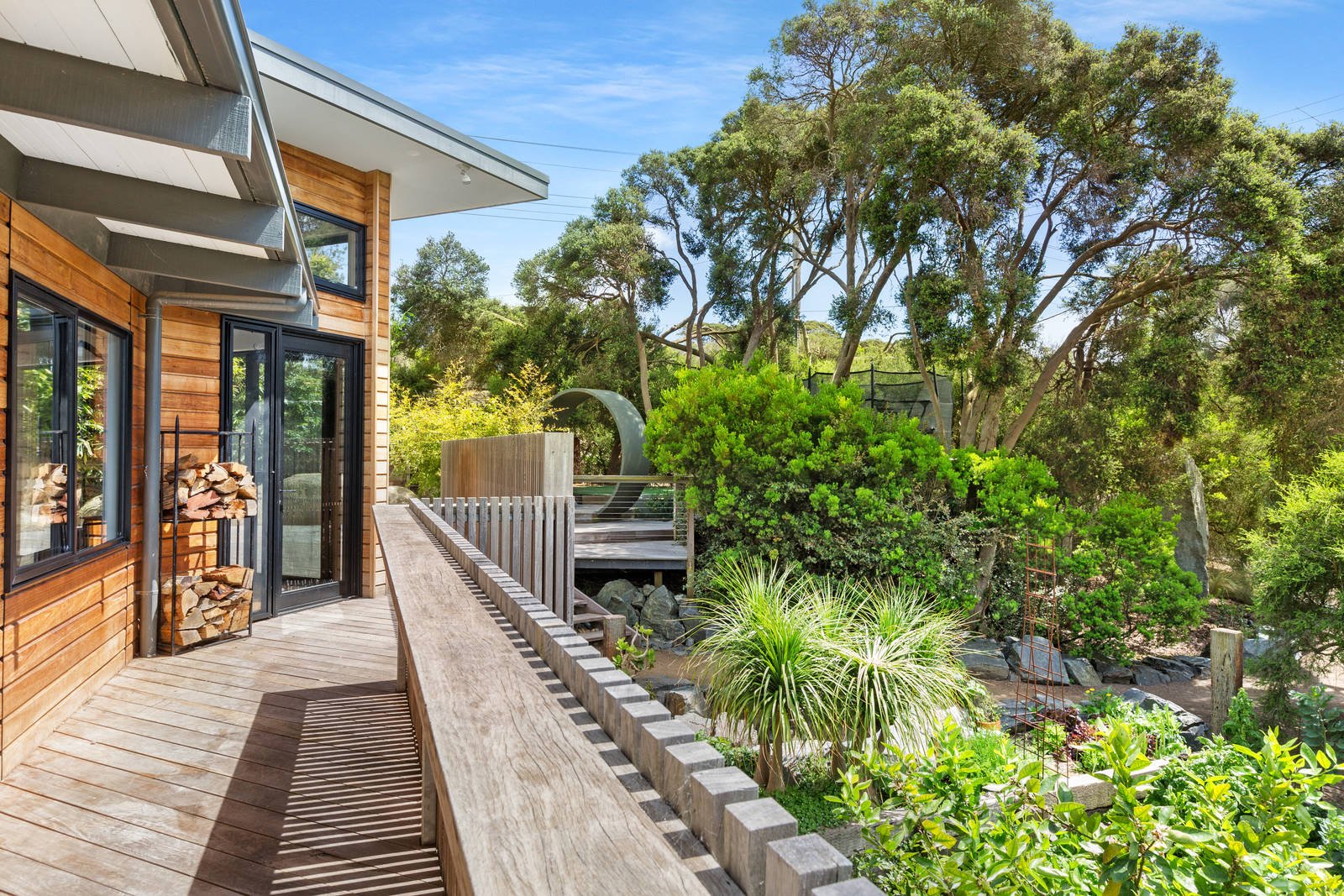 Property Gallery Thumbnail 9