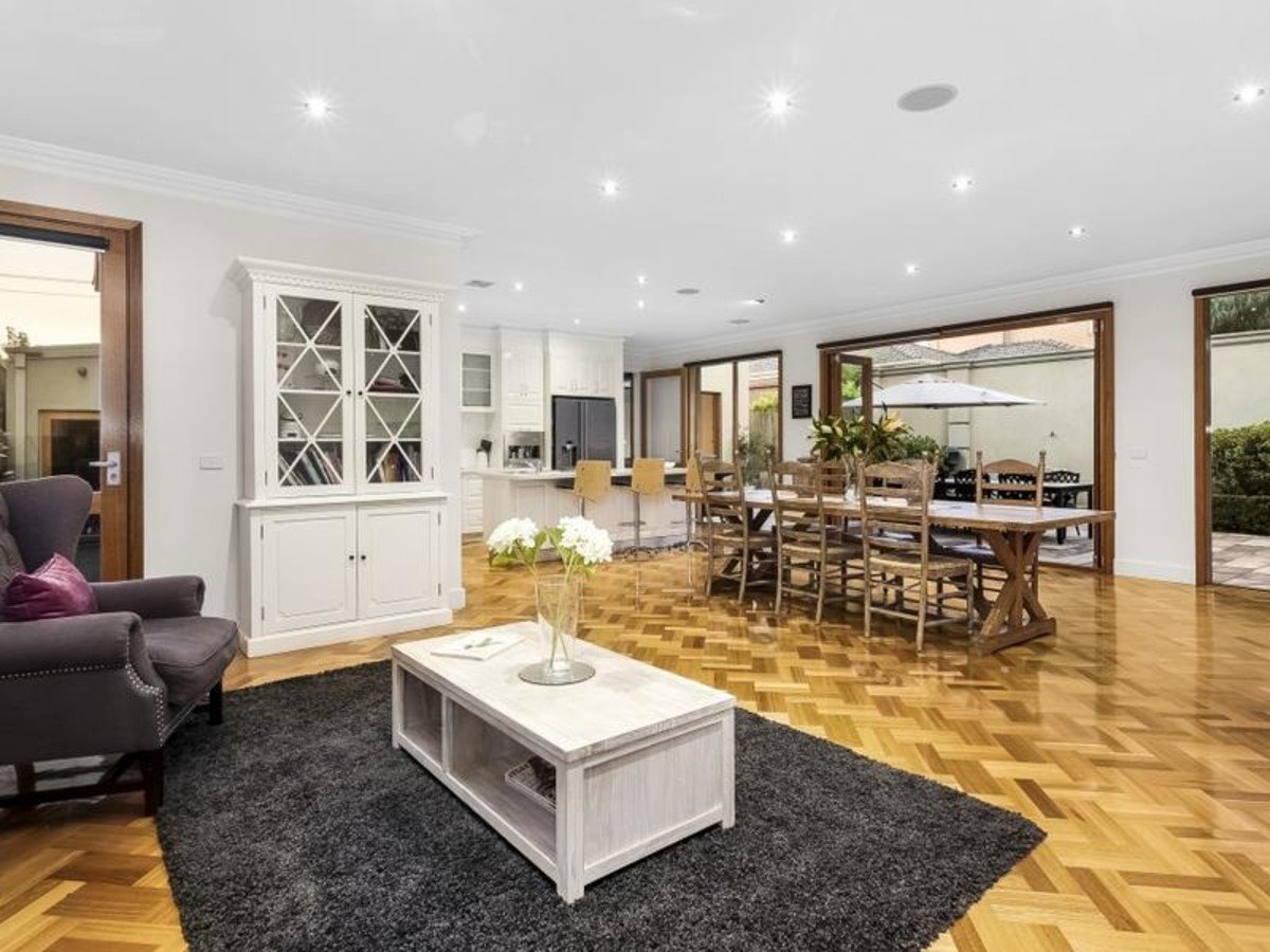 11 Monash Avenue, Balwyn image 3