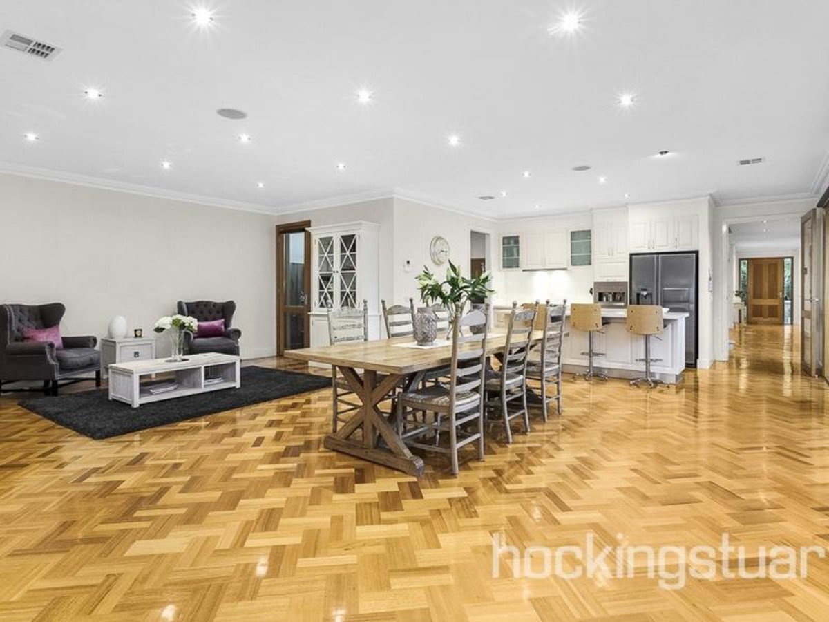 11 Monash Avenue, Balwyn image 4