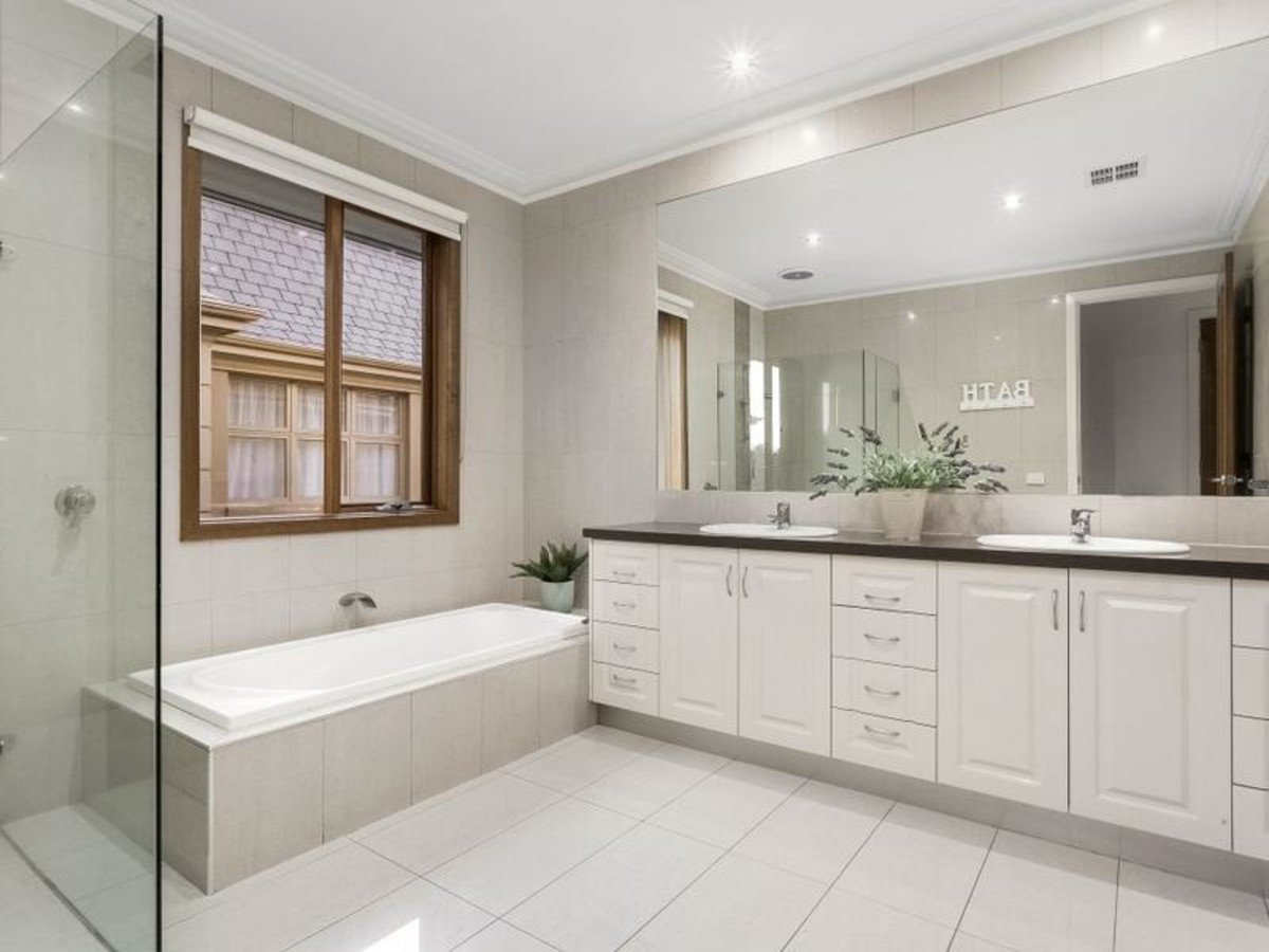 11 Monash Avenue, Balwyn image 9