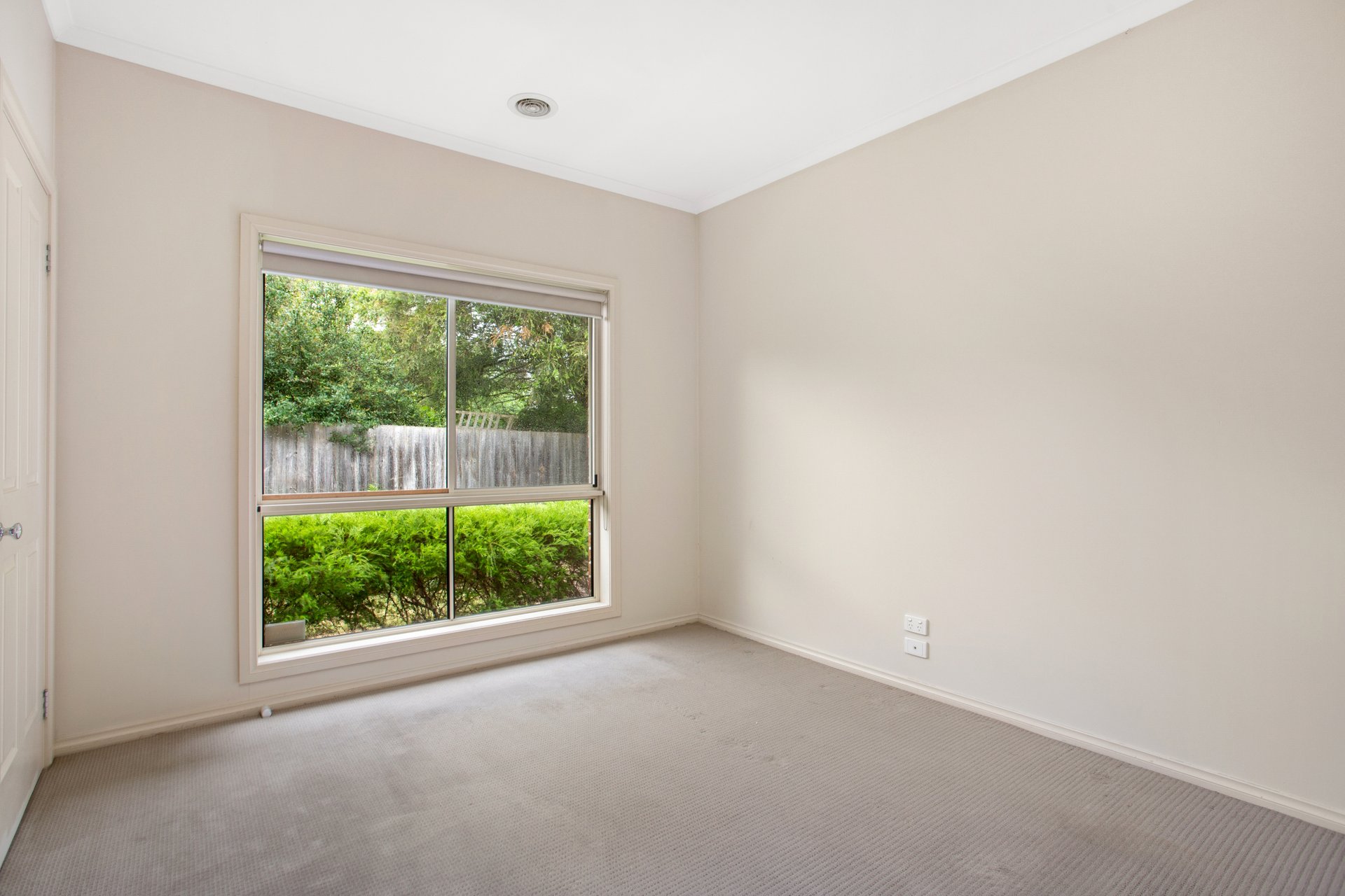 11 Monash Street, Heidelberg Heights image 5