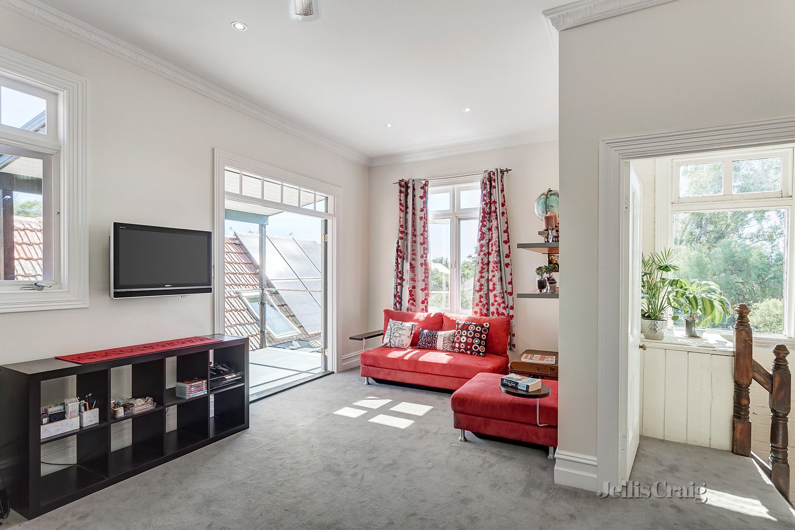 11 Montclair Avenue, Brighton image 12