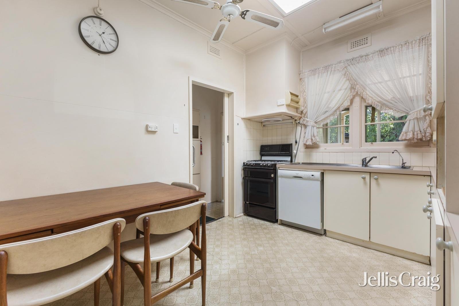 11 Morotai Avenue, Ashburton image 5