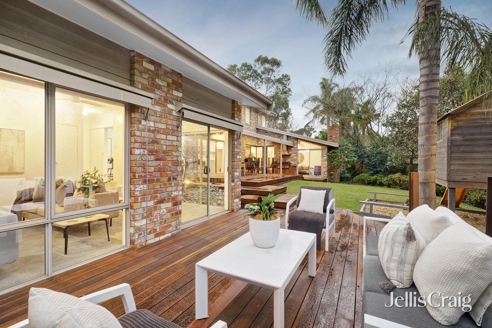11 Mulberry Court, Eltham image 18