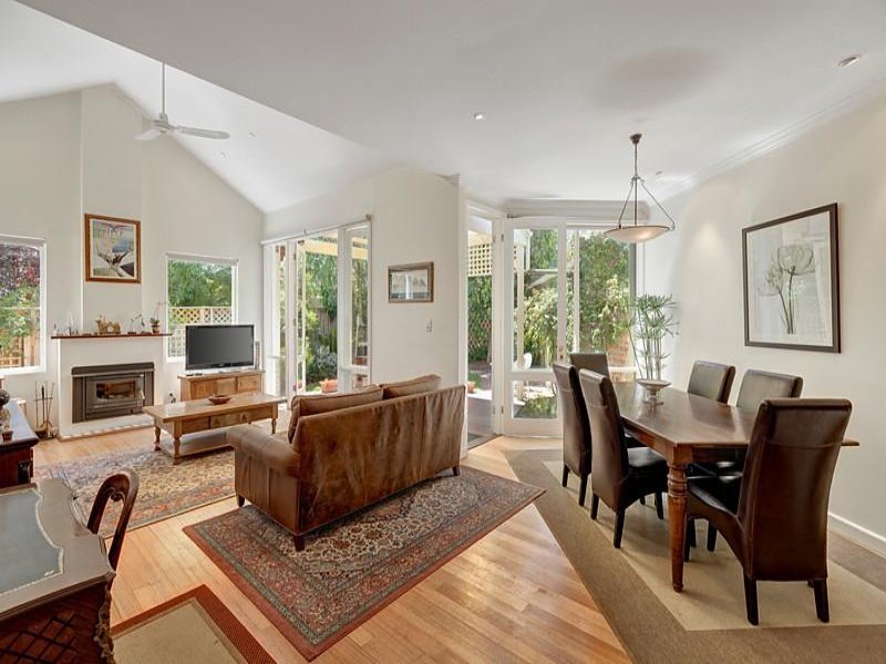 11 Murdoch Street, Camberwell image 4