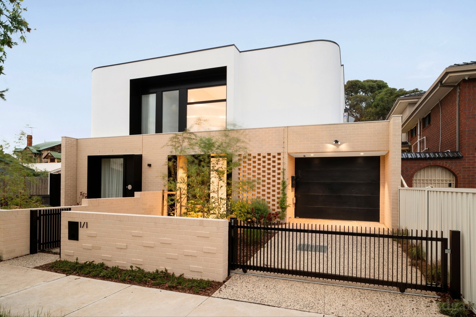 Property Gallery - Main Image