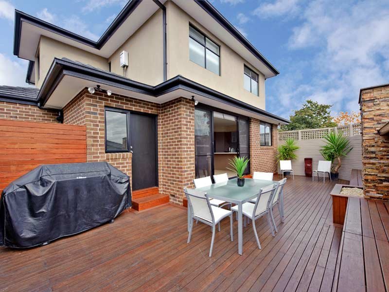 1/1 Narallah Grove, Box Hill North image 7