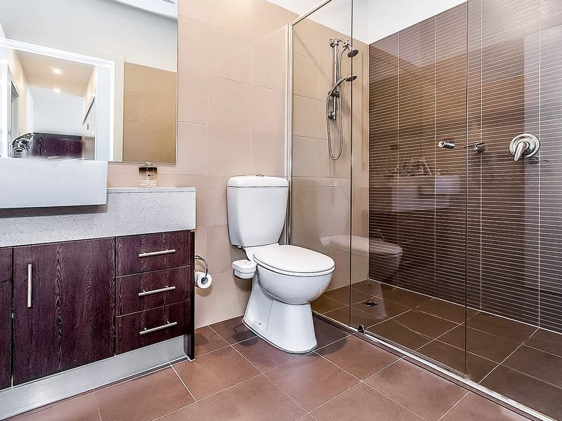 Property Gallery Thumbnail 6