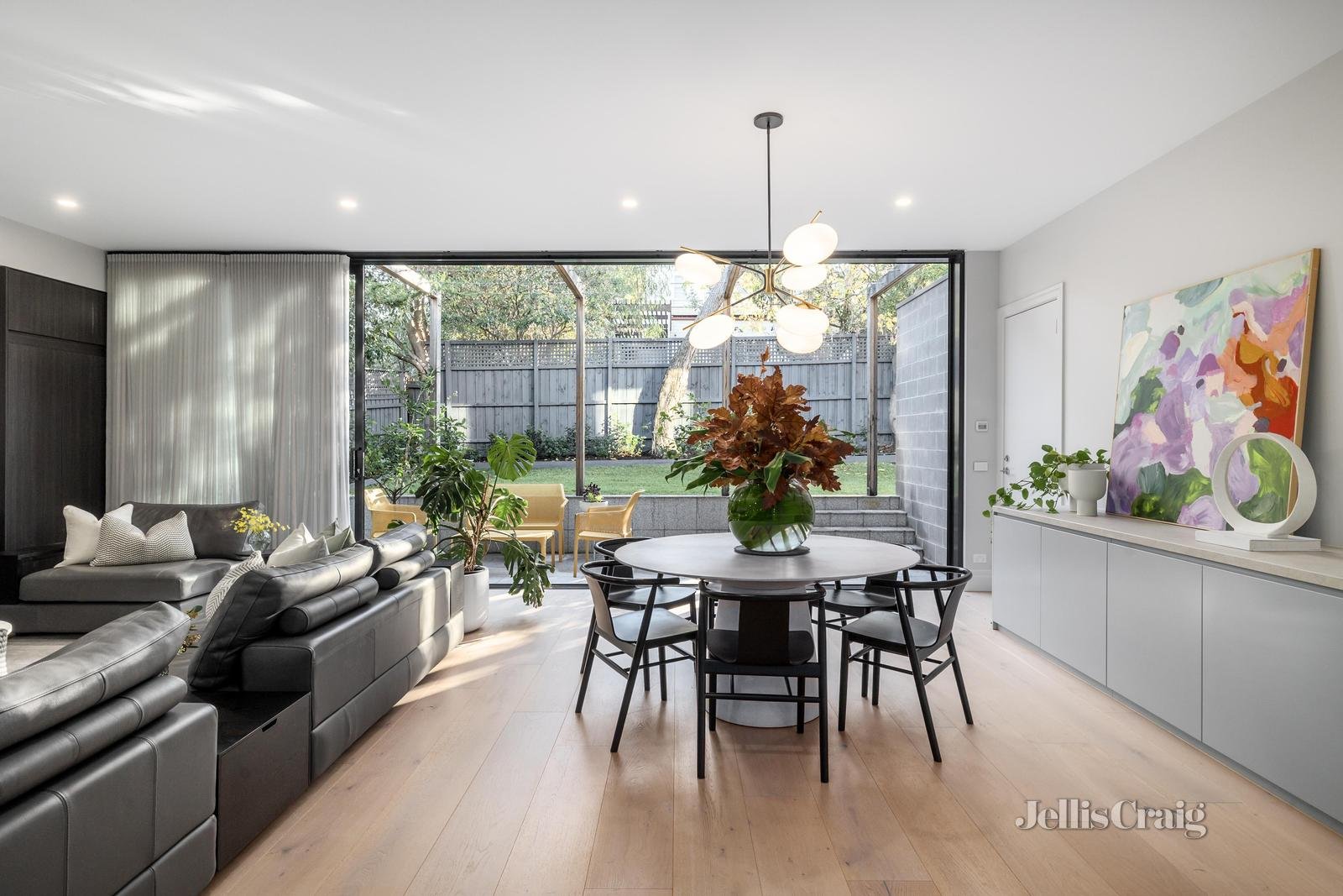 11 Nepean Street, Glen Iris image 4