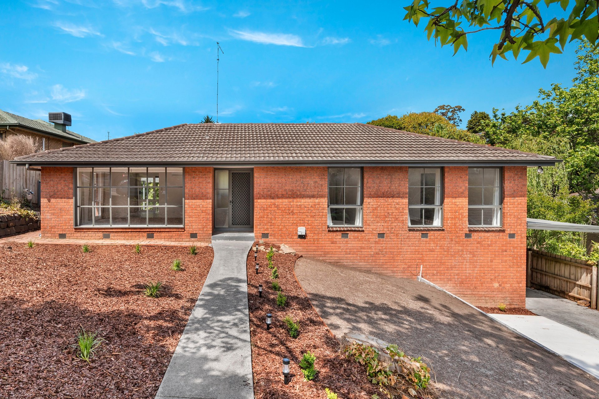 11 Newlyn Close, Templestowe image 1