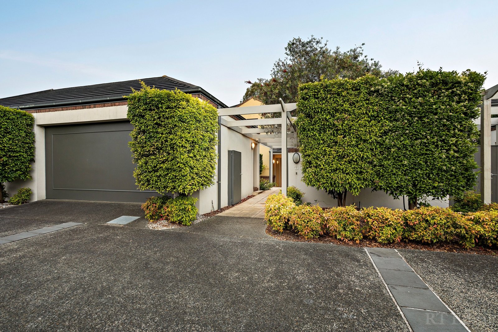 Property Gallery - Main Image