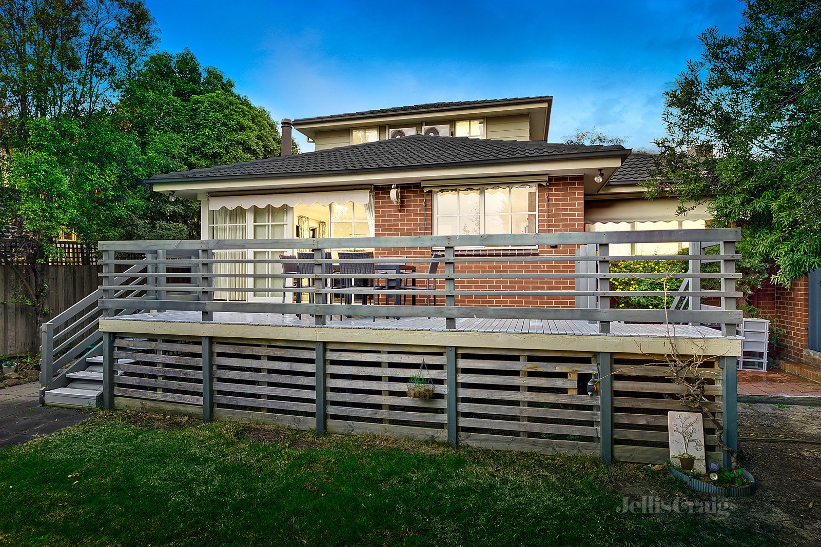 11 Nicole Street, Mount Waverley image 8