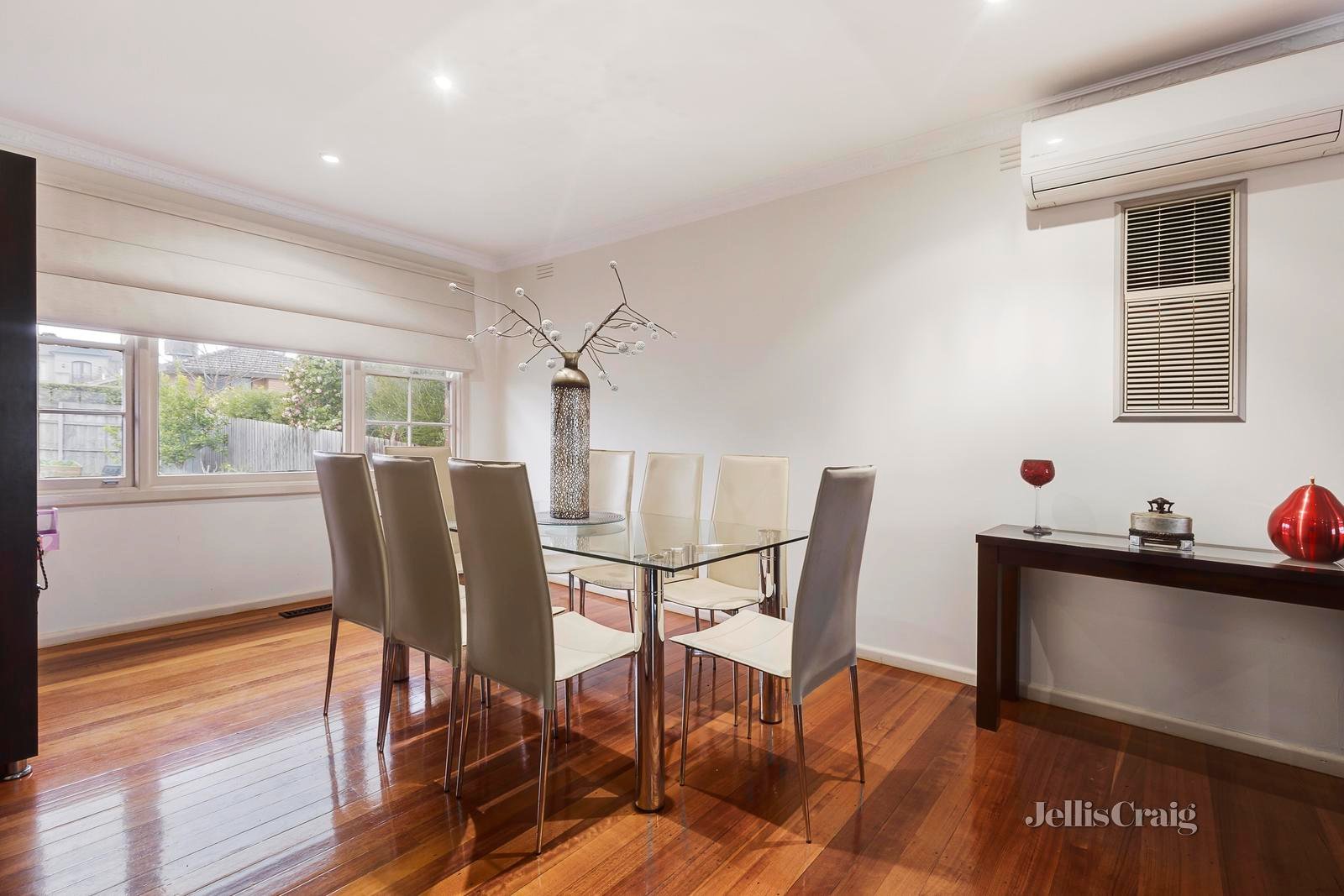 11 Norfolk Circuit, Doncaster image 5