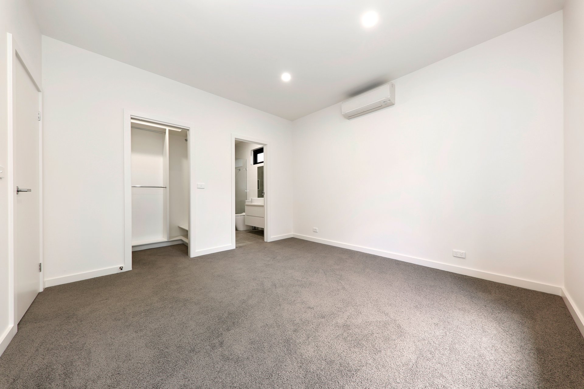 11 Norman Street, Mitcham image 8