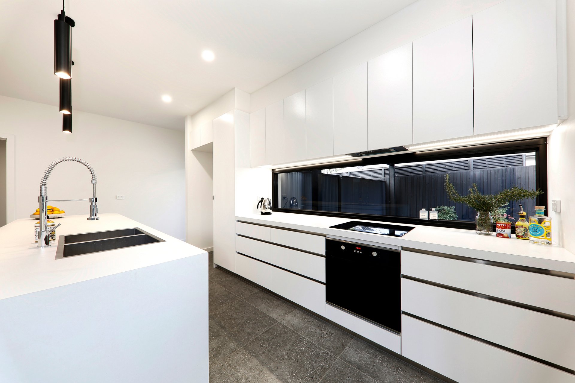 11 Norman Street, Mitcham image 4