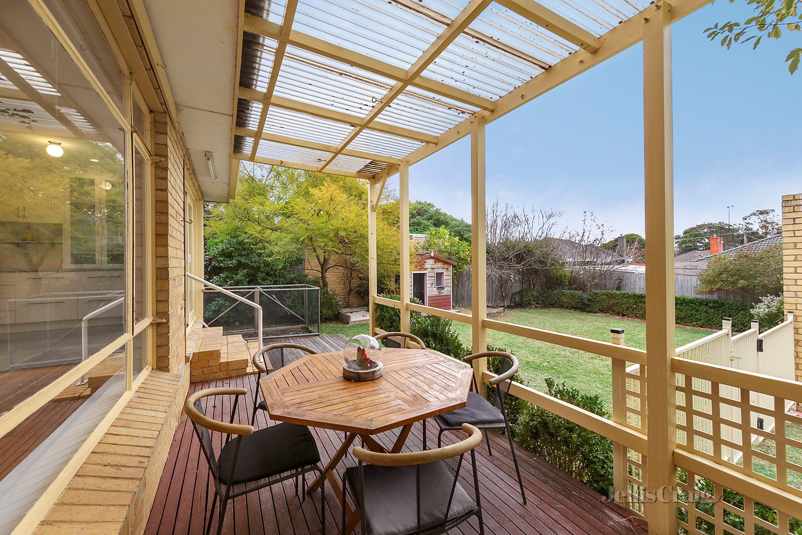 11 Normanby Road, Bentleigh East image 7